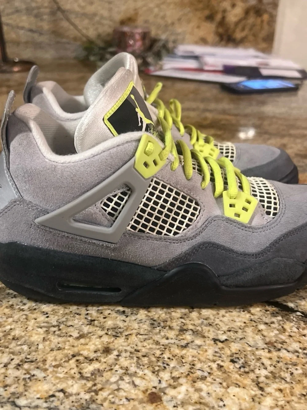 Air Jordan 4 Retro SE Neon 95 GS Size 7Y Grey Volt – No Insoles